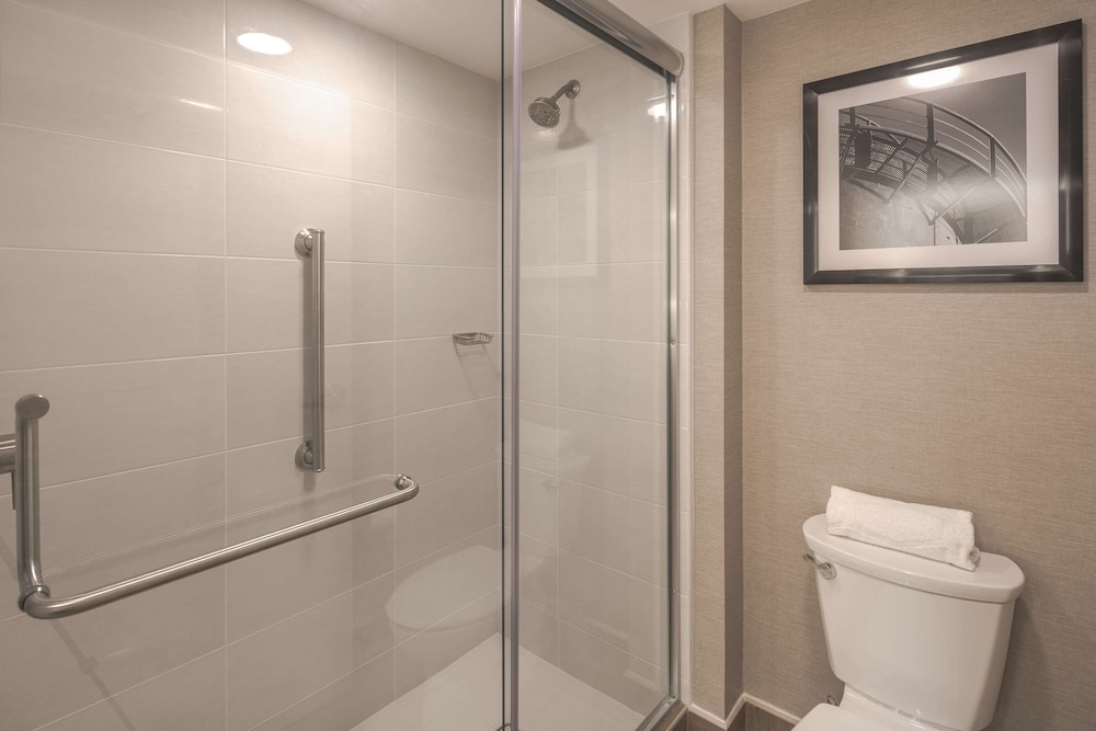 Hampton Inn by Hilton Monterrey Galerias Obispado 16/72