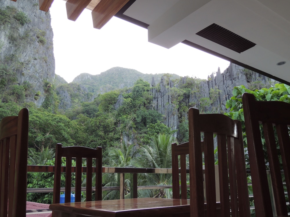 Angelic Tourist Inn photo5