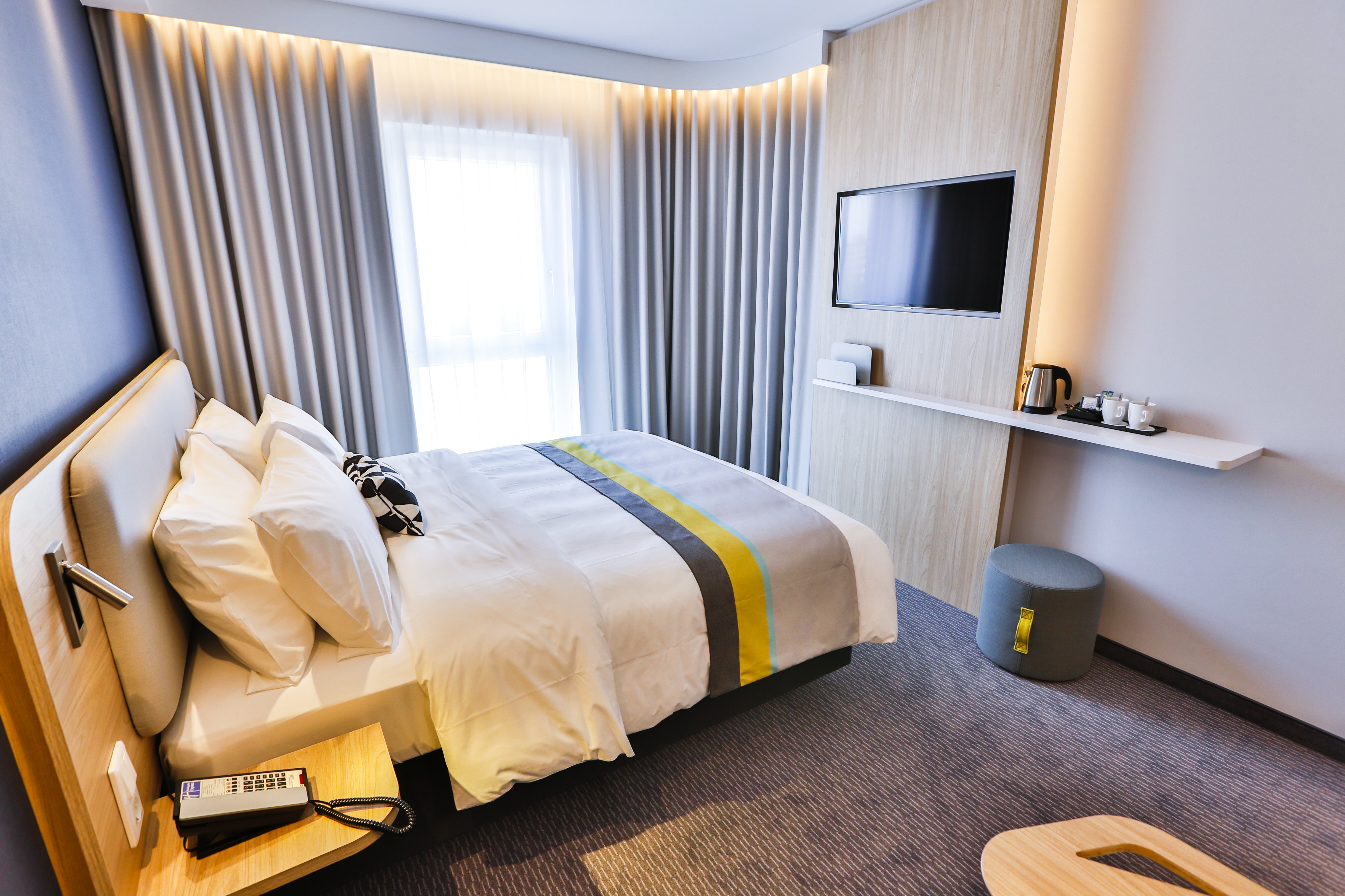 Room, Double Bed, Accessible