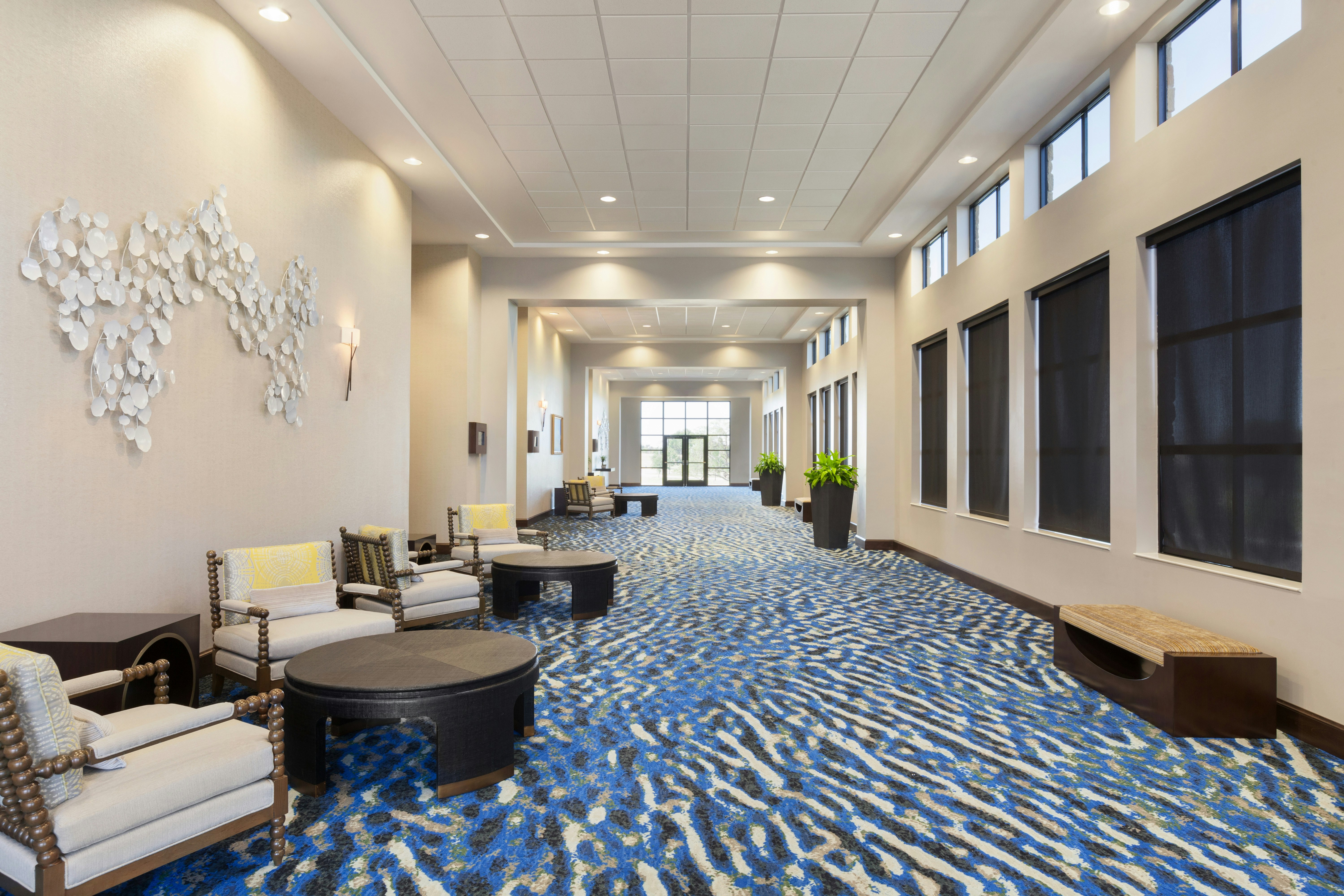 Embassy Suites By Hilton San Antonio Brooks Hotel & Spa 43/67