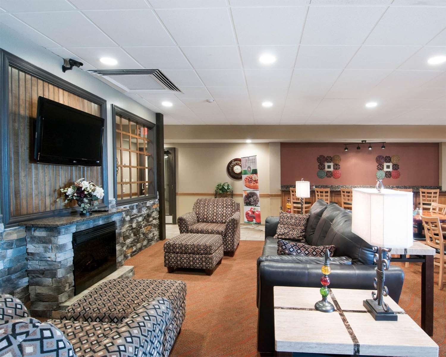 Quality Inn Beckley WV 28/46