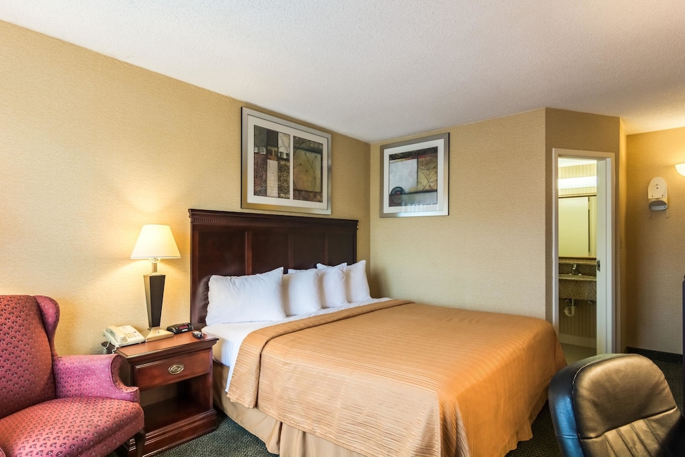 Quality Inn Manassas, VA 22/51