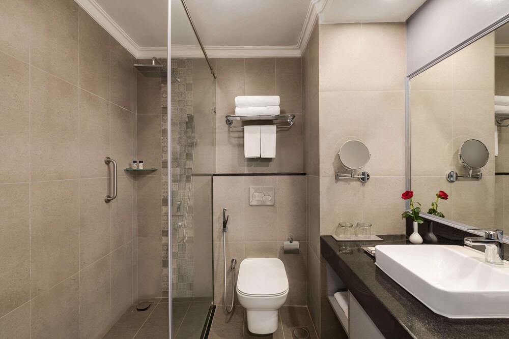 Ramada By Wyndham Mussoorie Mall Road 45/48