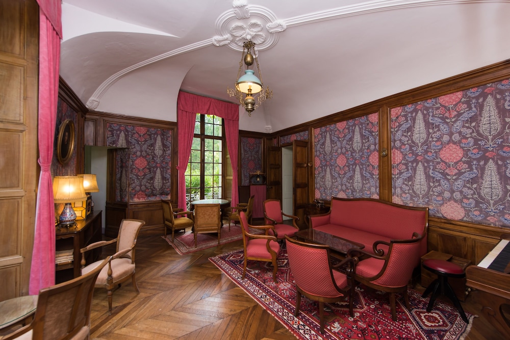 CHATEAU D AYRES 43/72