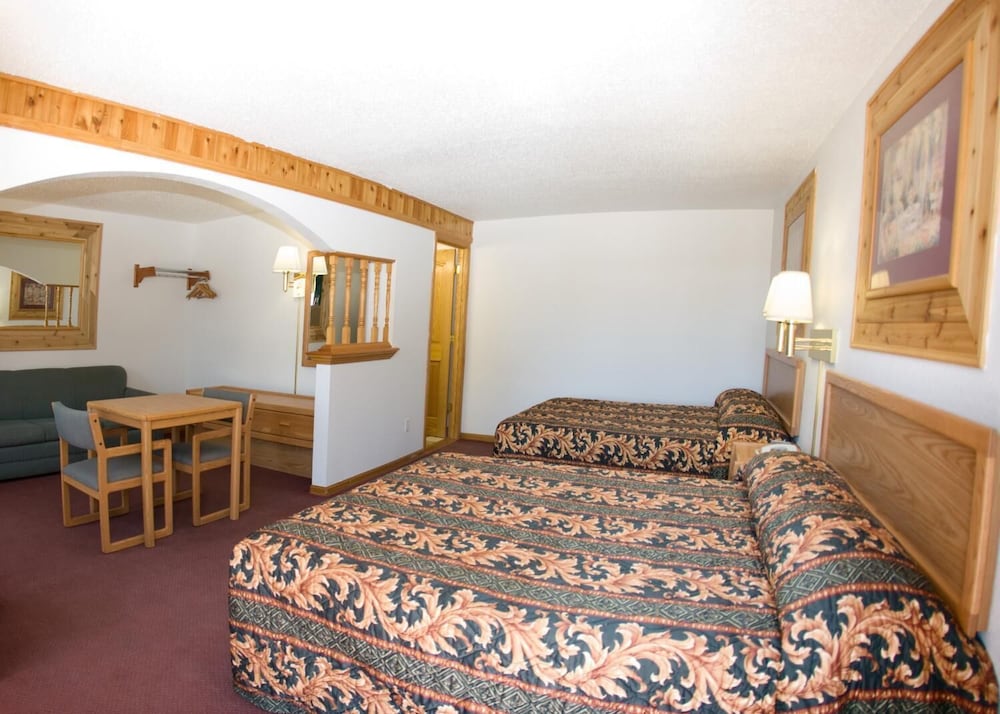 North Country Inn & Suites 20/39