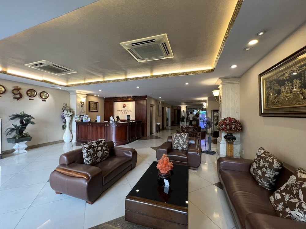White Lion Hotel 27/36