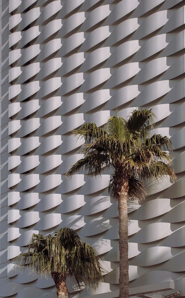 MiM Sitges member of Melia Collection 66/68