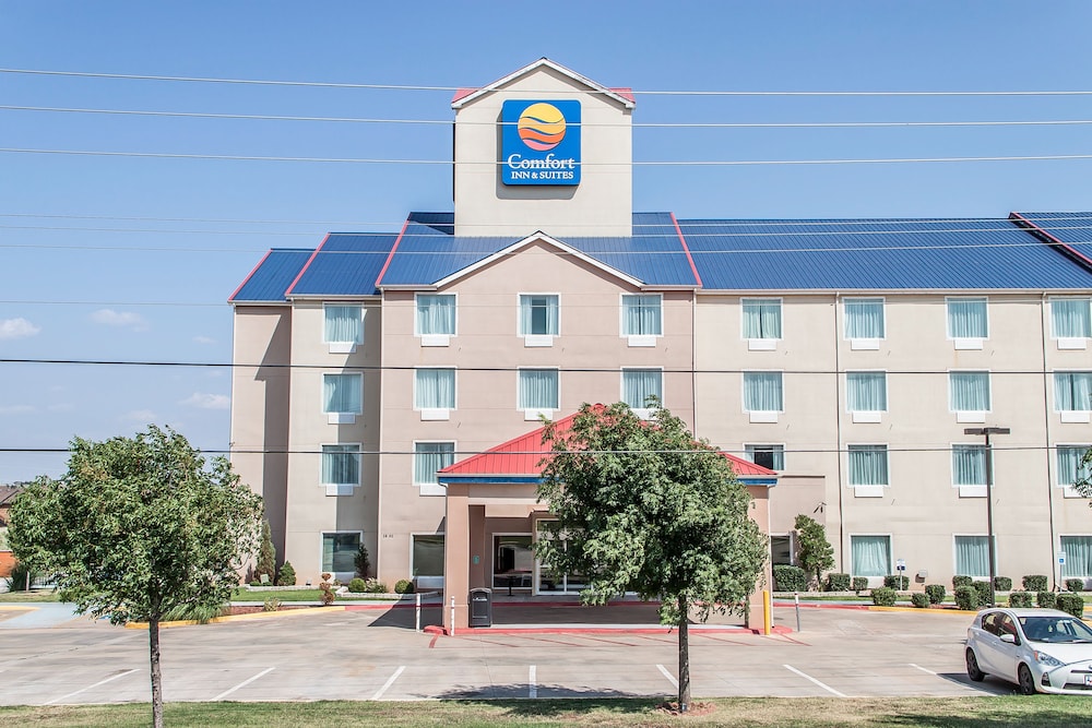 Comfort Inn & Suites Elk City South 1/37