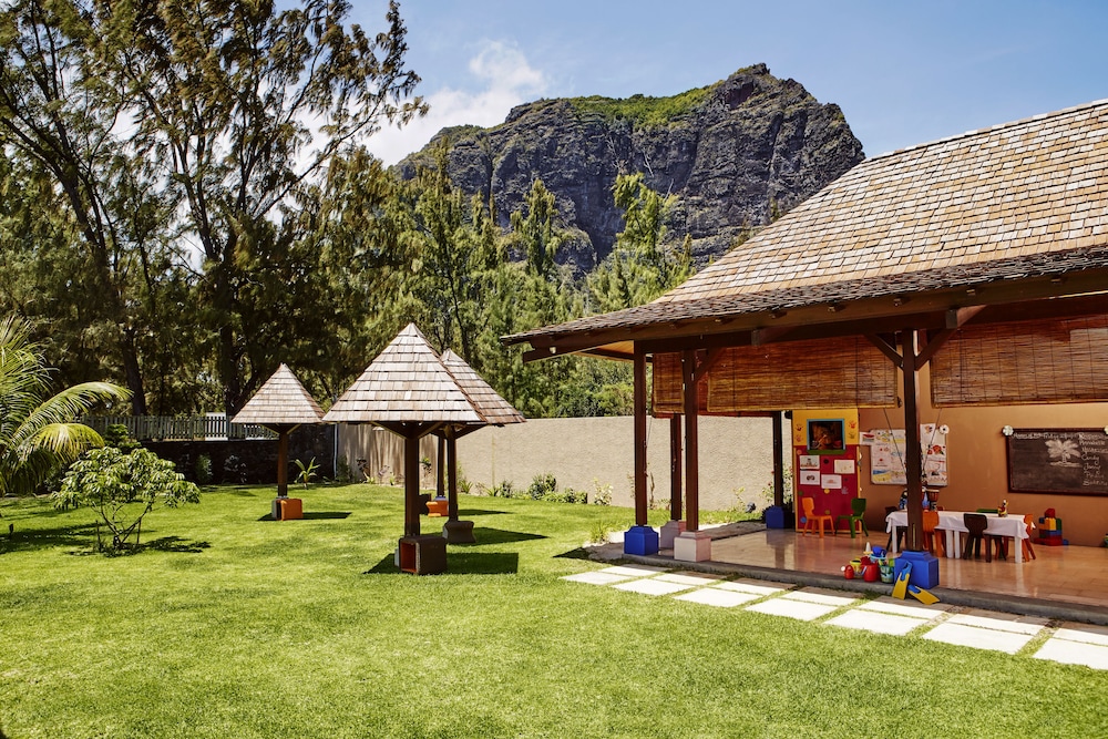 LUX Le Morne Mauritius 72/81