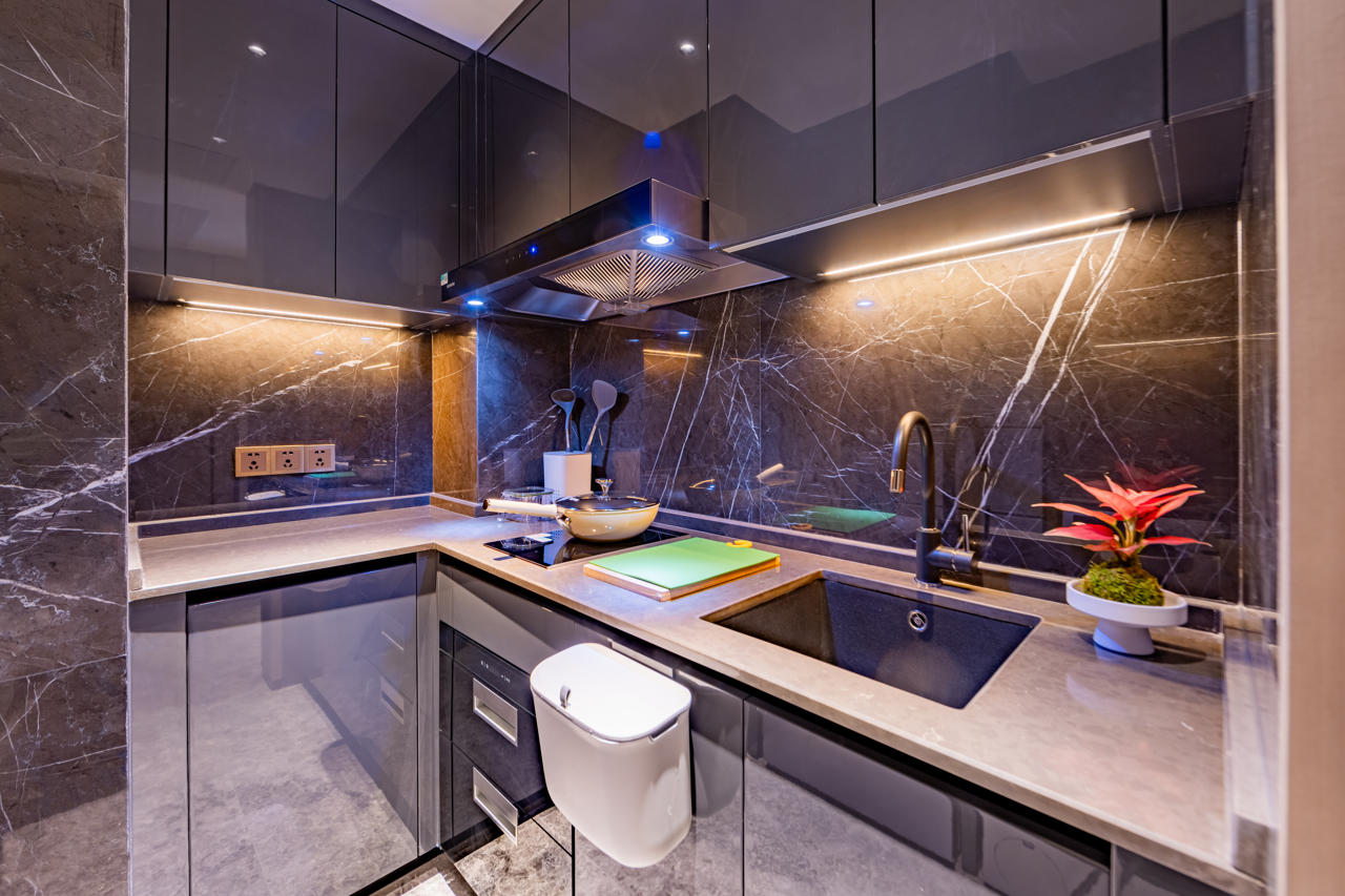 J Residence (Xiancun Metro Station Zhujiang New Town Guangzhou) 44/45