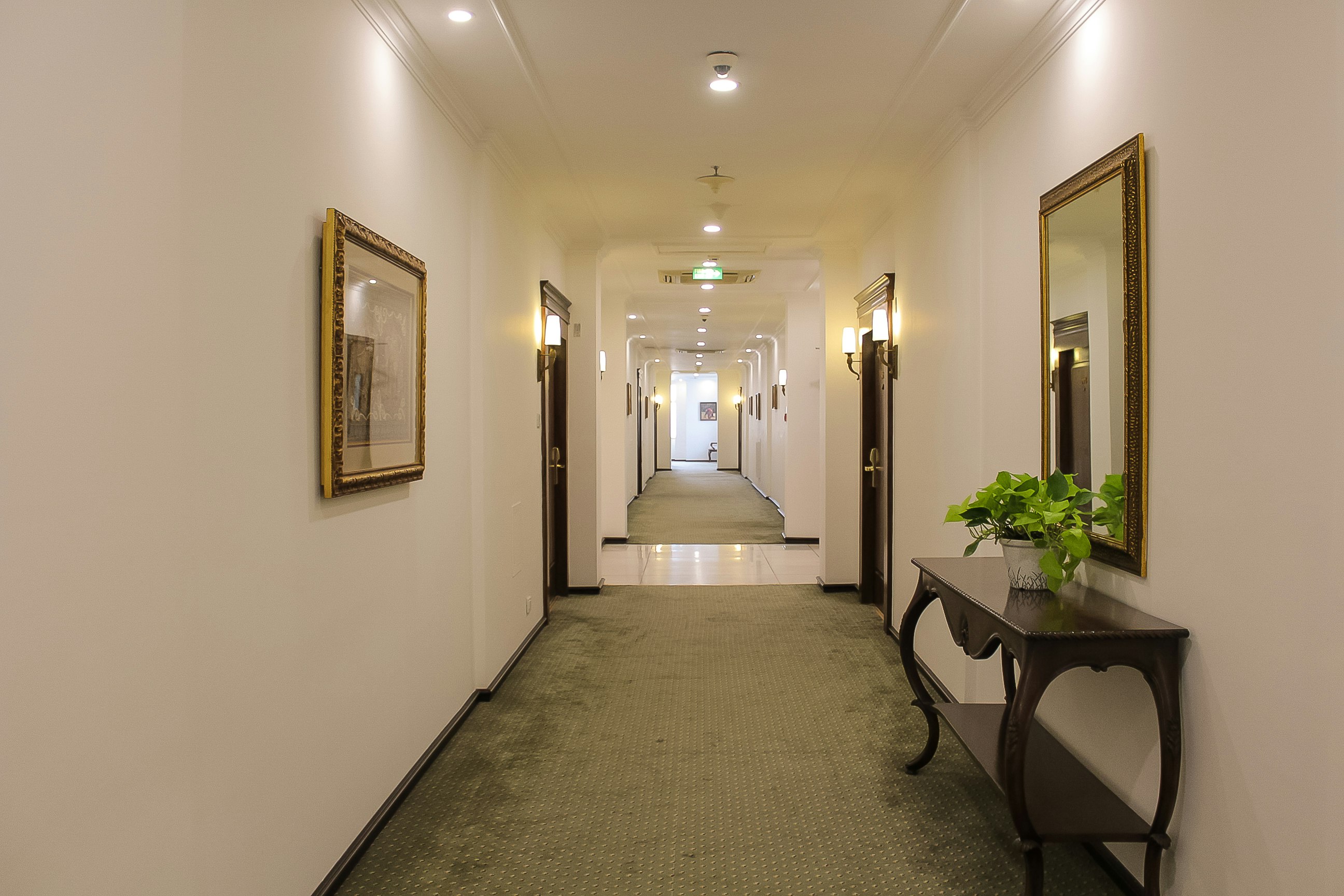 Ambassador, New Delhi - IHCL SeleQtions 35/69