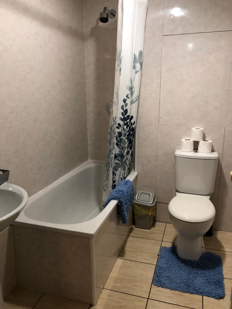 Caravel Guest House 49/50