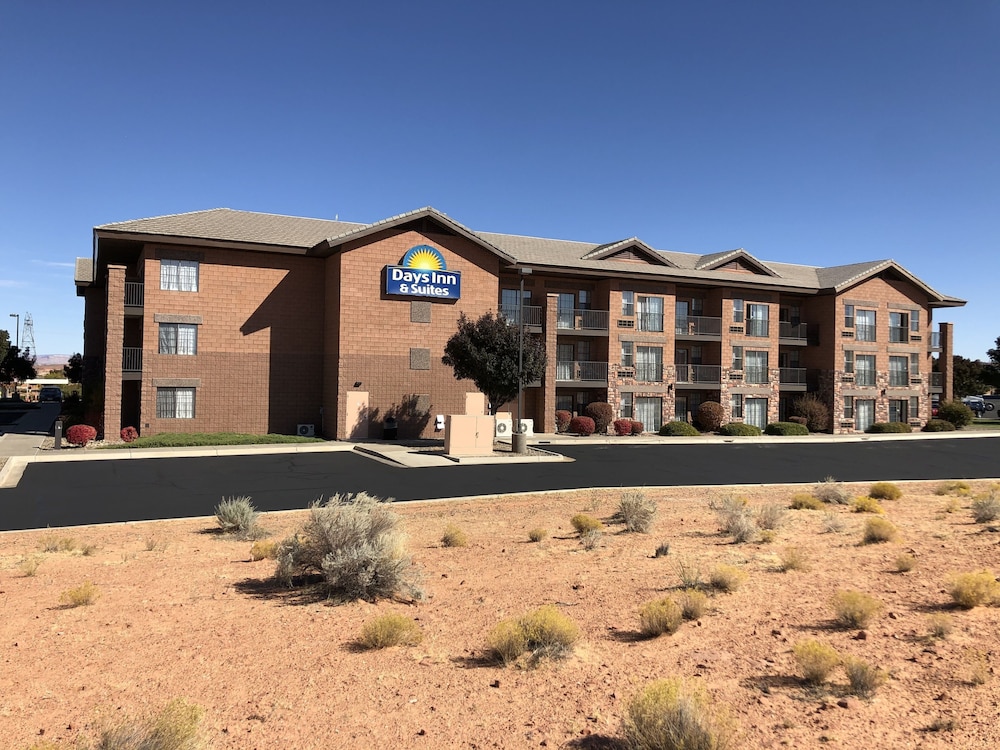 Days Inn and Suites by Wyndham Page Lake Powell 3/31