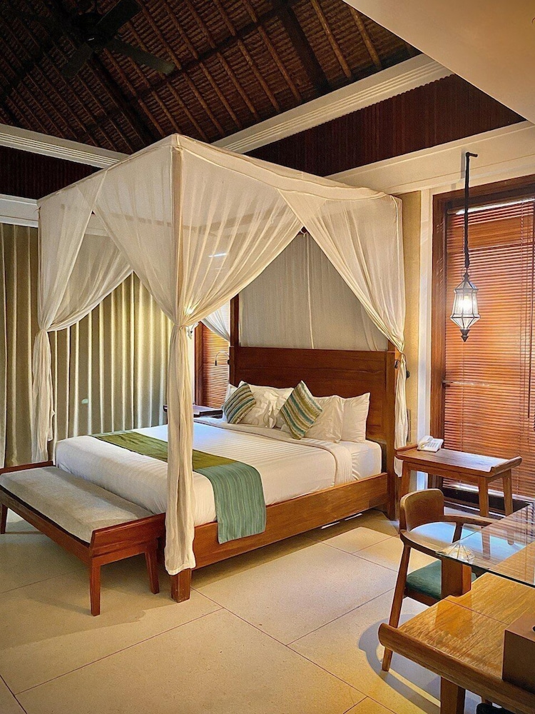 PREMIER, VILLA, KING BED, PRIVATE POOL, GARDEN AREA