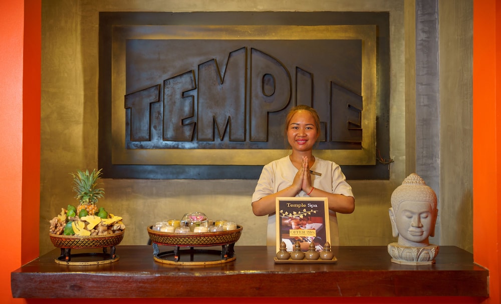 Golden Temple Hotel 12/72