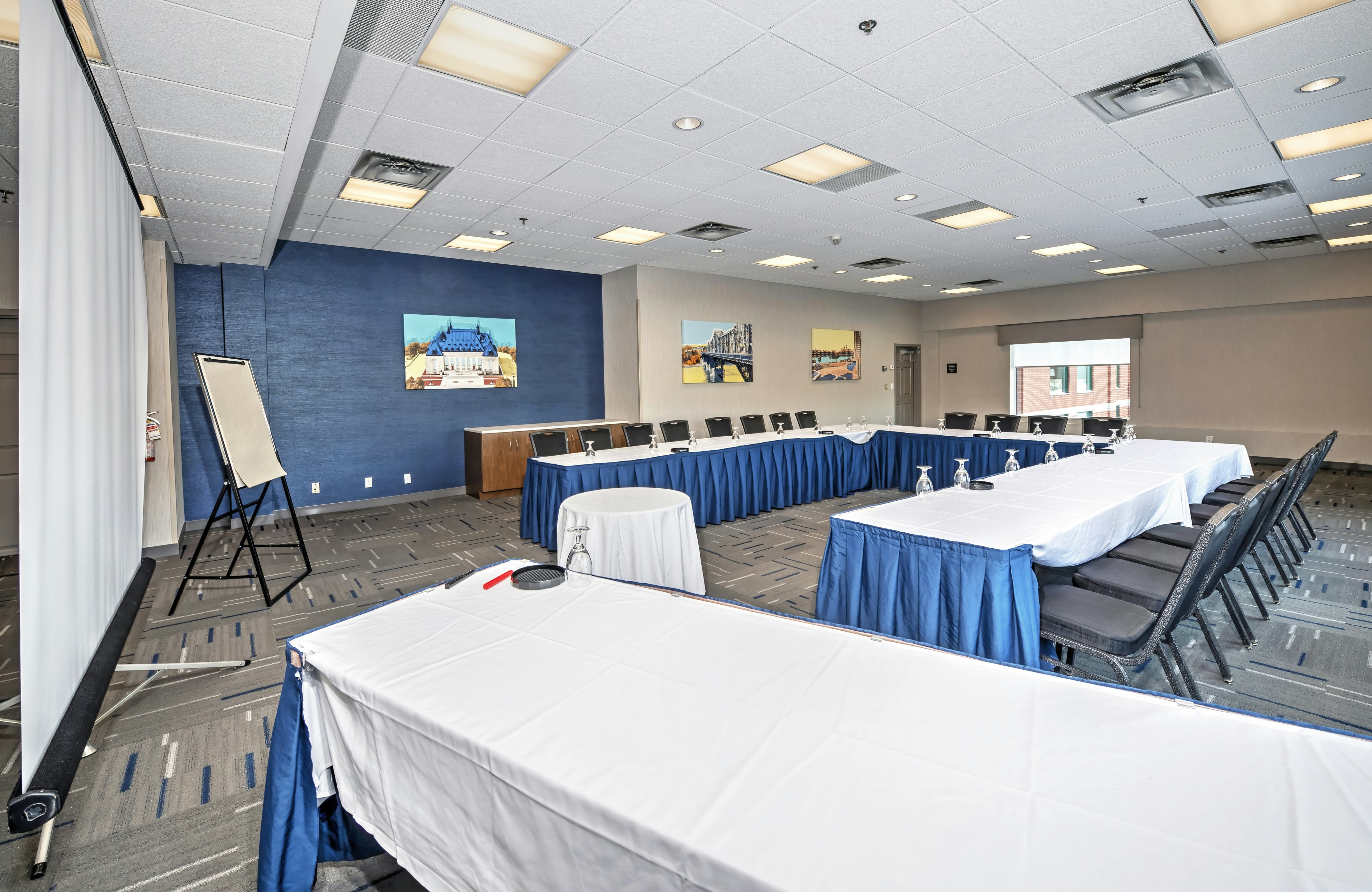 Hampton Inn By Hilton Ottawa 12/38