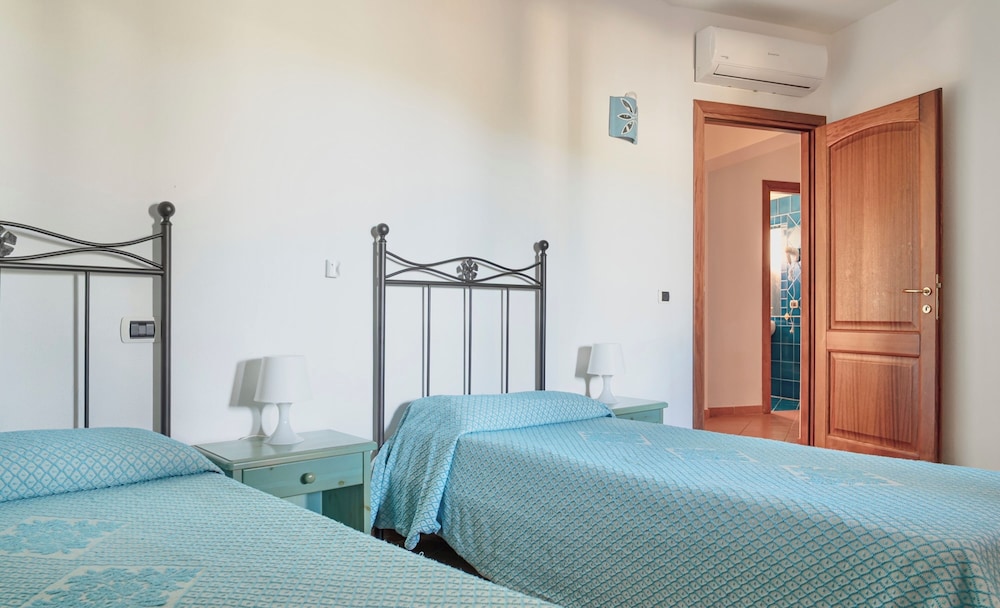 Il Borgo Di Punta Marana 35/50