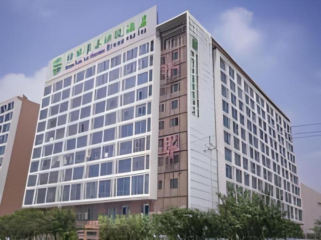 GreenTree Inn Suqian Yu District Red Star Meikailong Express Hotel