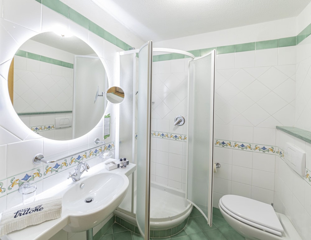 Hotel Tritone Resort And Spa 75/78
