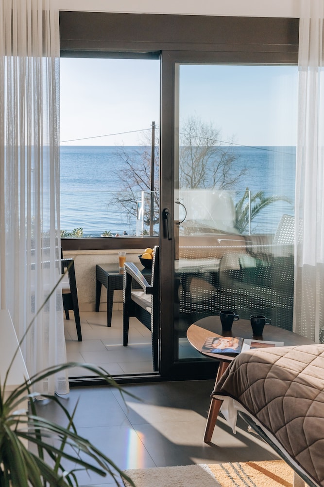 Apart Hotel Kuce Lekovica 41/50