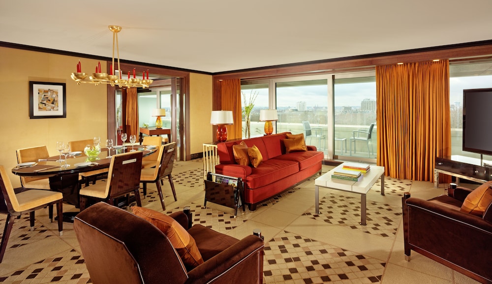 45 Park Lane Dorchester Collection 30/47