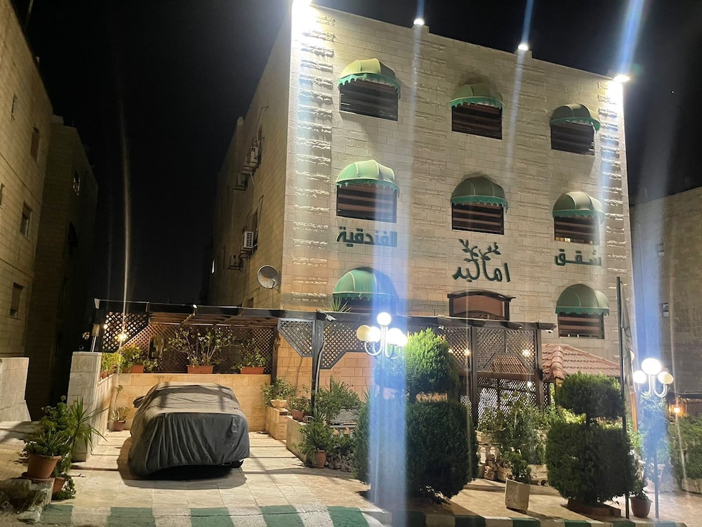 Amaled Hotel 5/40
