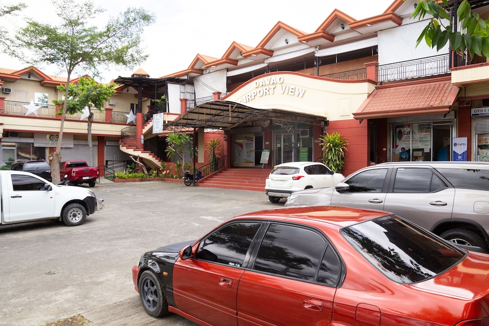 OYO 150 Davao Airport View Hotel 35/43