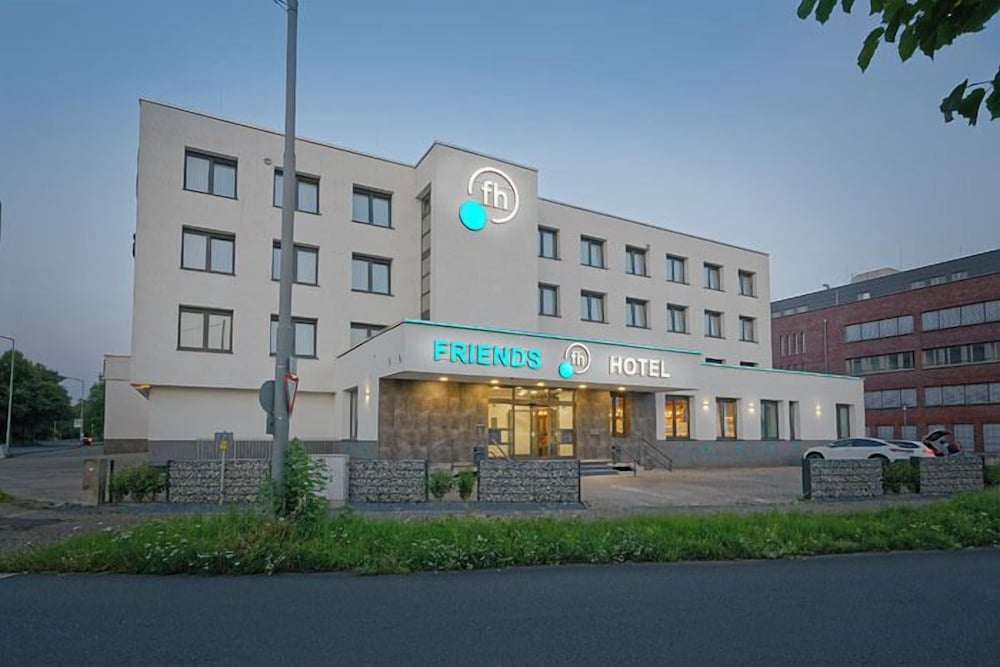 Friends Hotel Dusseldorf-Airport Ratingen 4/16