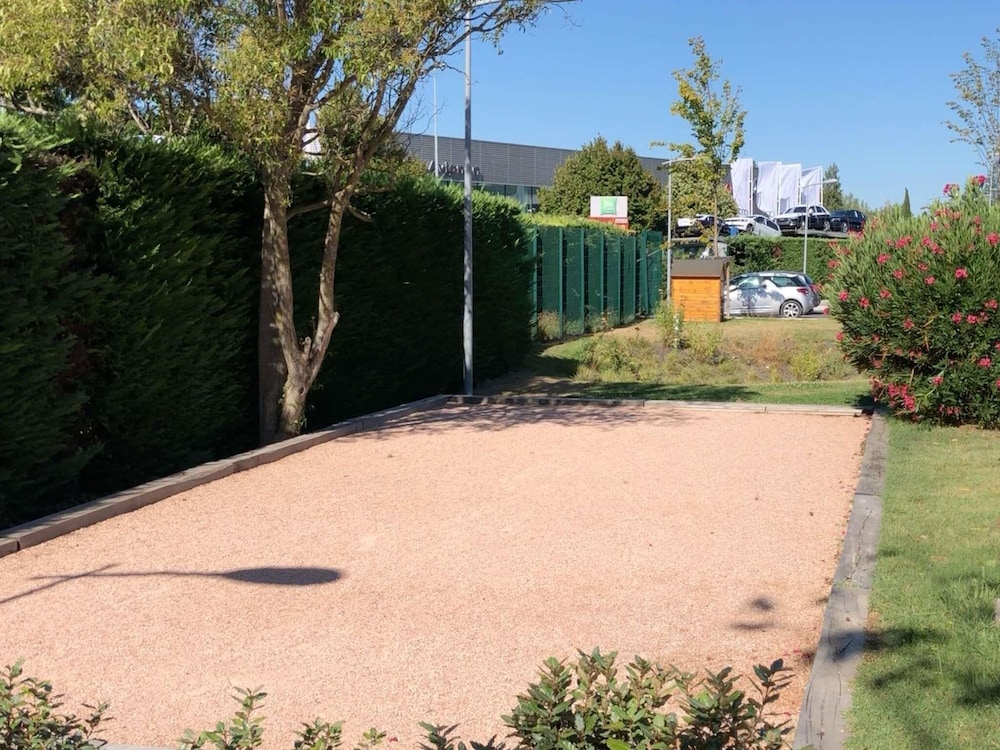 Ibis Styles Avignon Sud 60/64