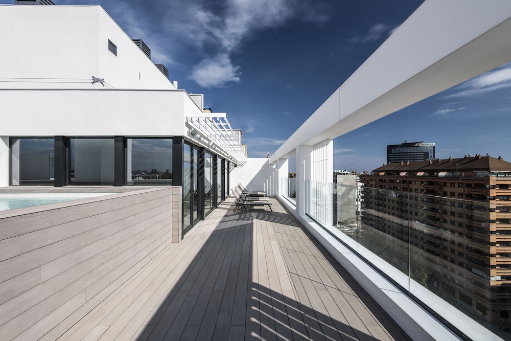 Intelier Core Suites Valencia 37/45