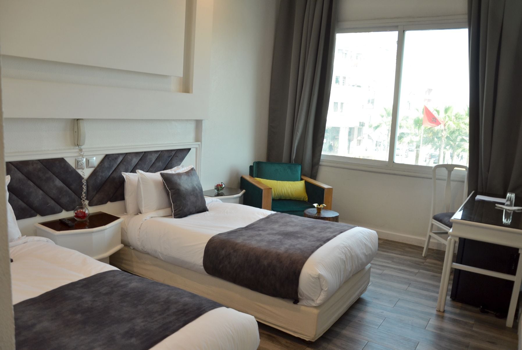 SUPERIOR, TWIN BEDS, GARDEN VIEW