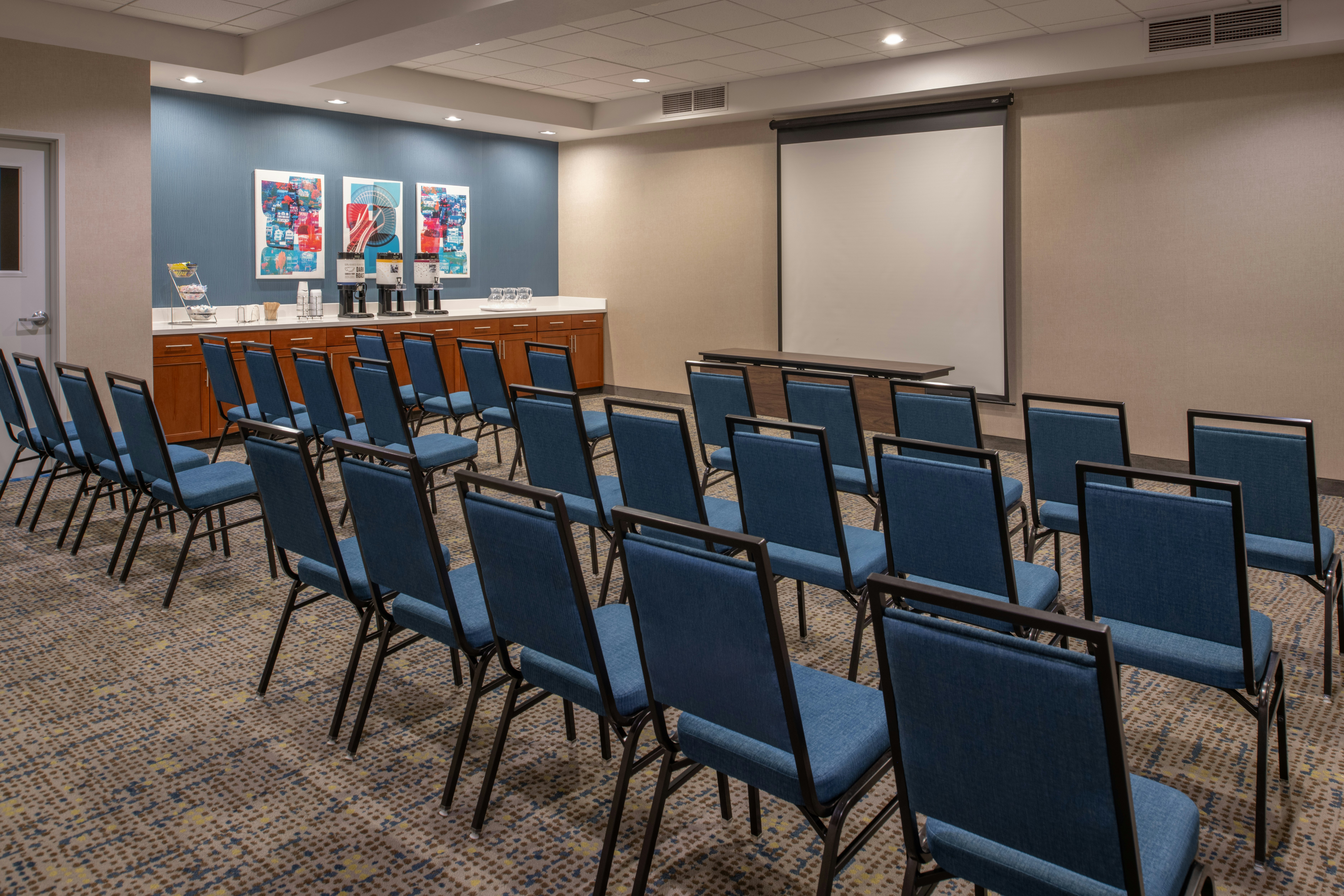 Hampton Inn and Suites Seattle-Airport/28th Ave 26/31