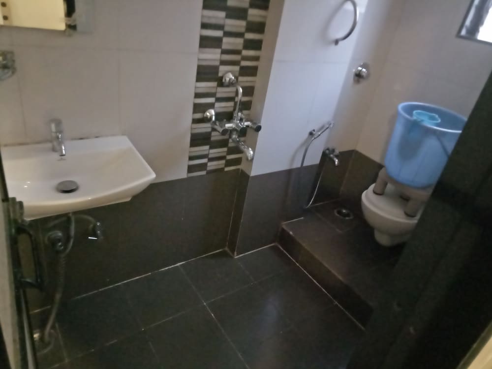 HOTEL NAVI MUMBAI 35/40