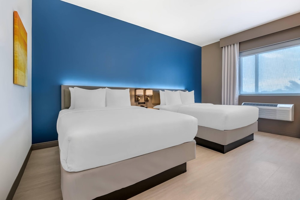 Comfort Inn & Suites Orlando Sanford Airport 21/54