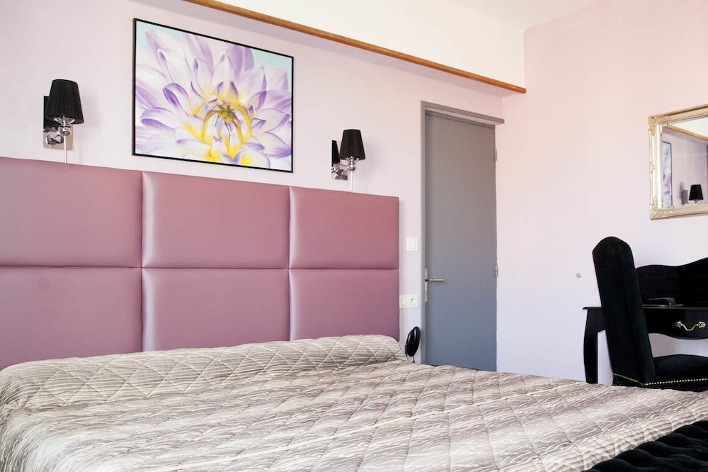 Splendid Hotel 30/71