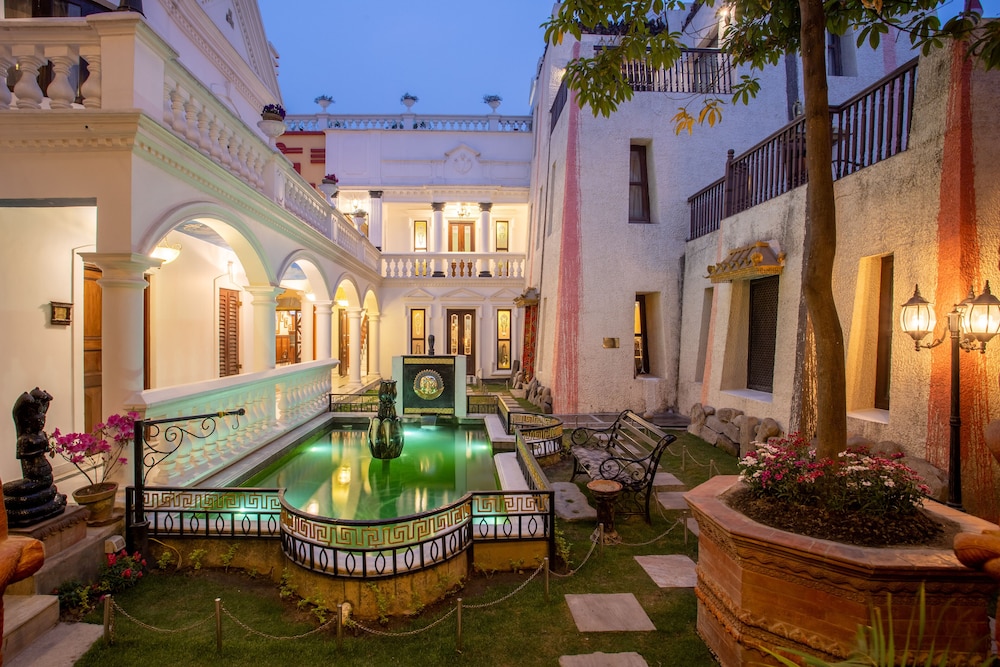 Baber Mahal Vilas 46/50