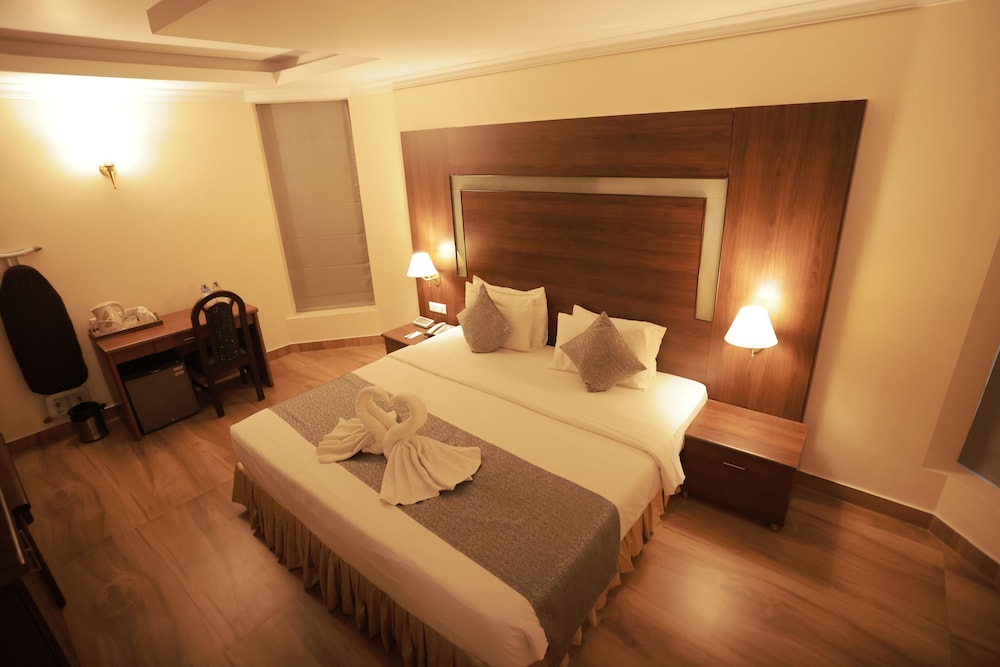 Executive, Suite, The Quilon Beach 2/10