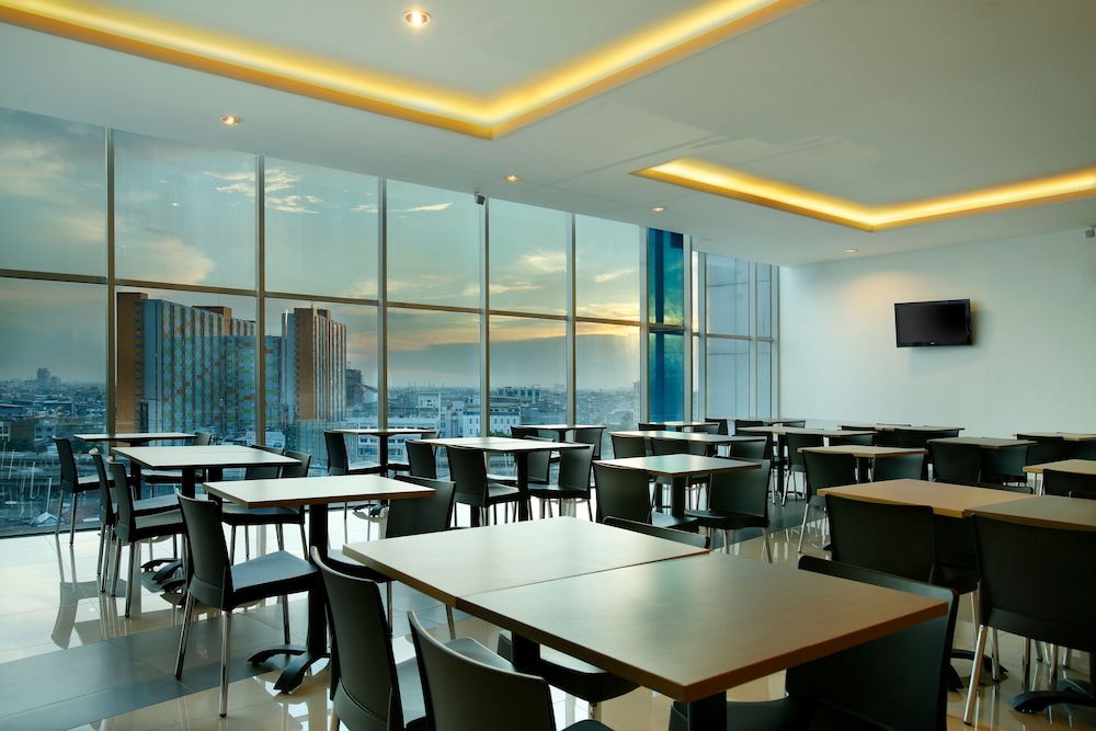 Amaris Hotel Seasons City Jakarta 30/38