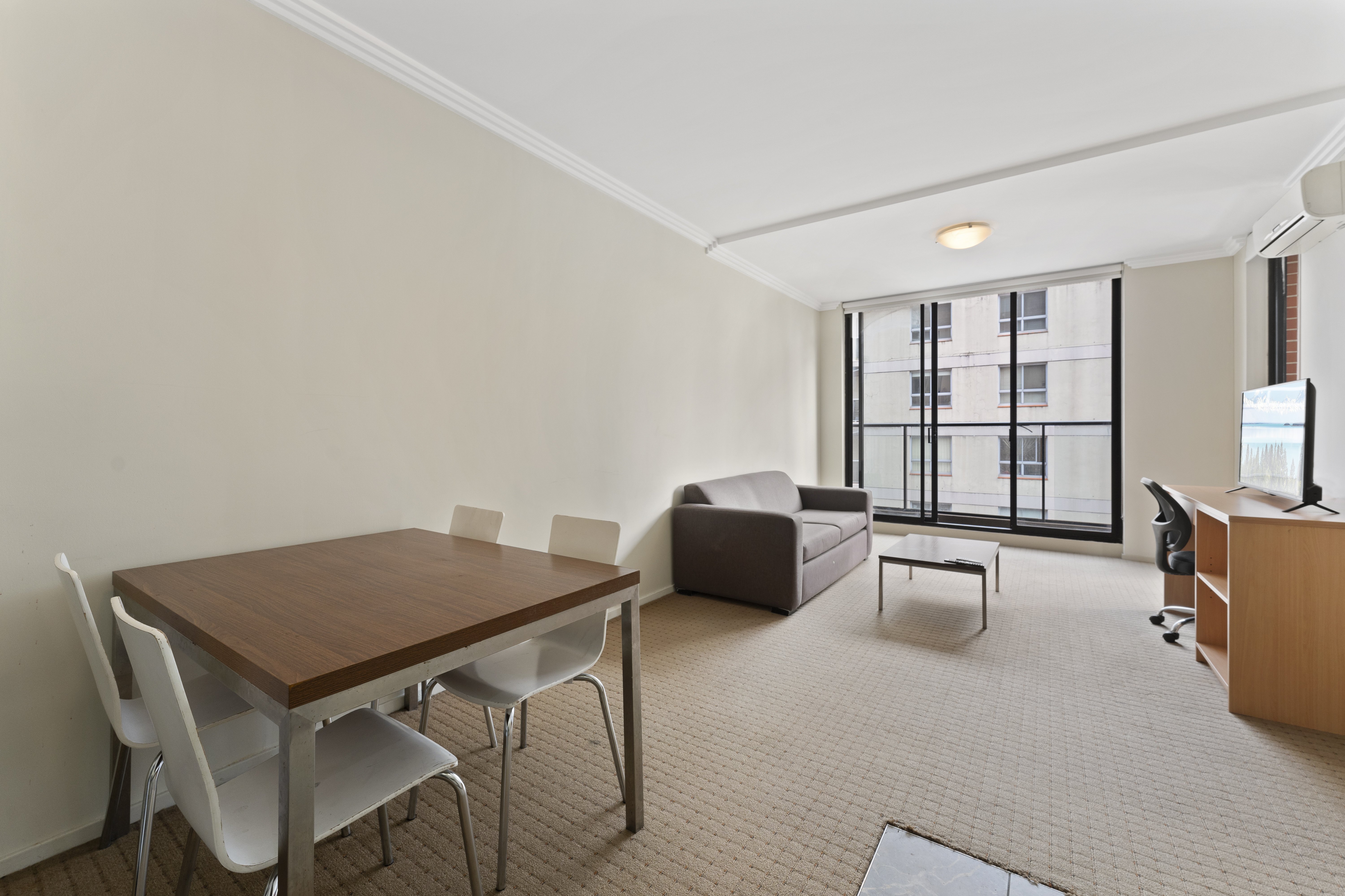 Apx Darling Harbour 30/37