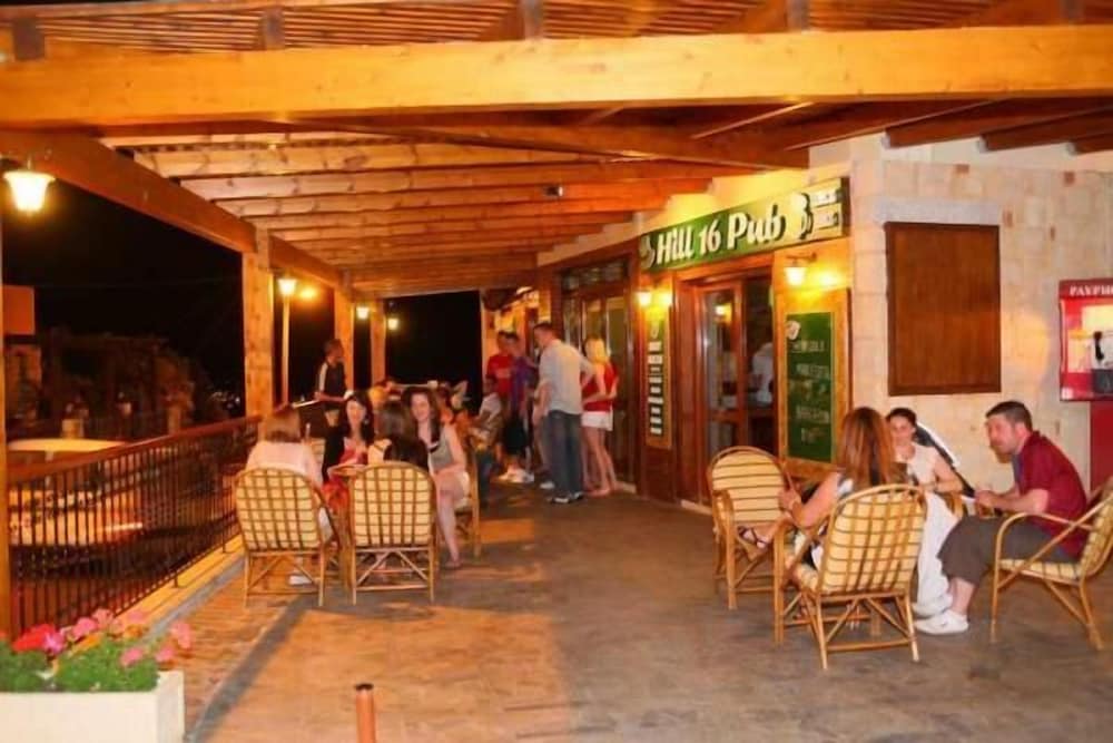 Frida Village 13/30