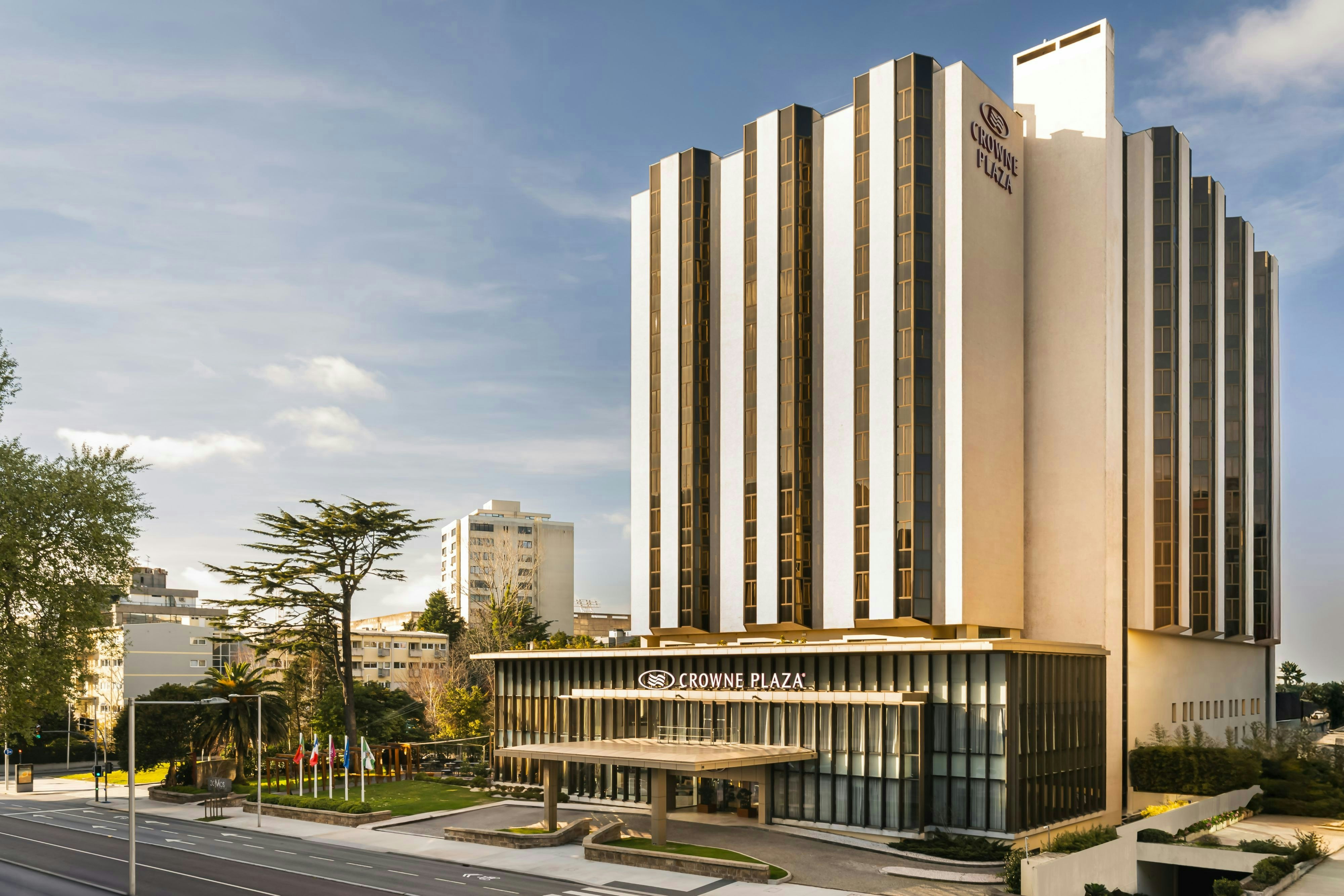 Crowne Plaza Porto 5/50