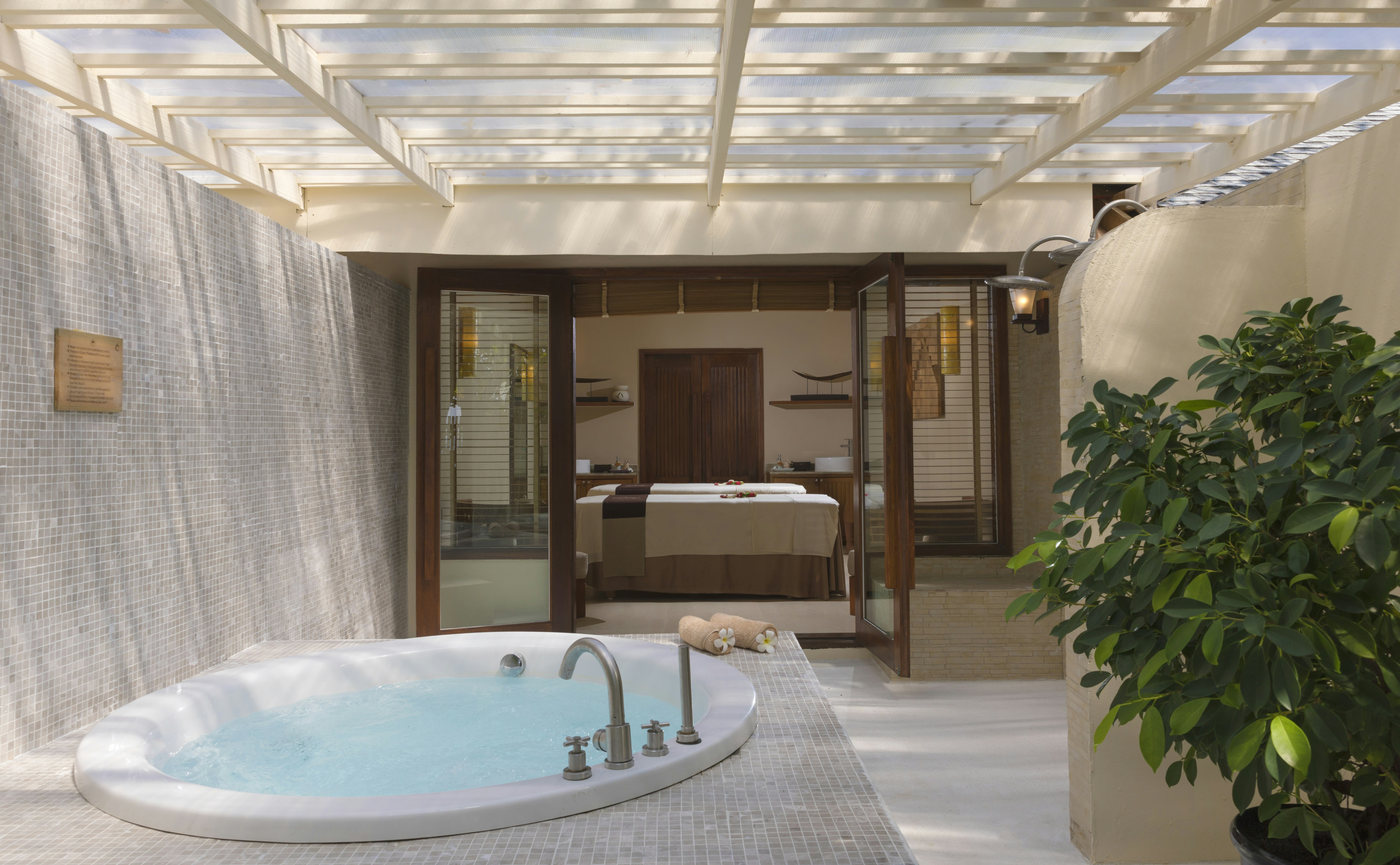 Centara Ras Fushi Resort and Spa Maldives - Adults Only 48/77