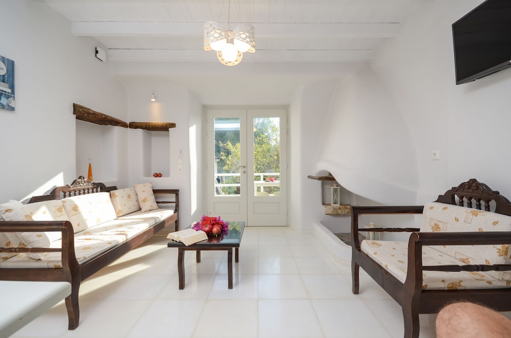 Naxian Queen Luxury Villas And Suites 46/77