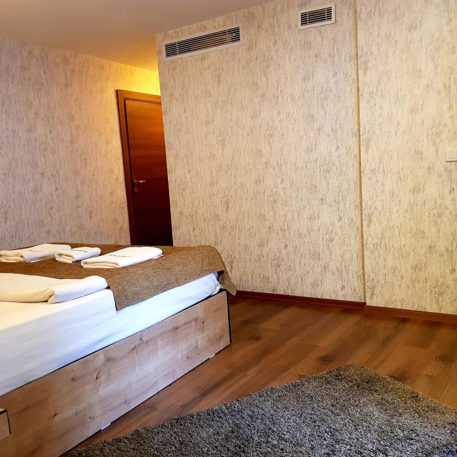 Double Dd Hotel 30/54