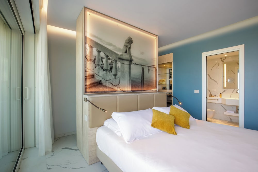 Ambasciatori Suite Hotel 72/110