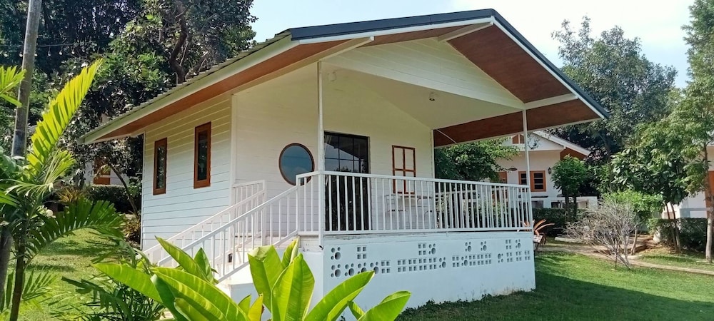 Baan Suan Rojjana 4/49