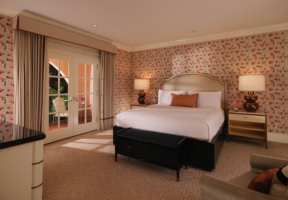 The Beverly Hills Hotel 25/96