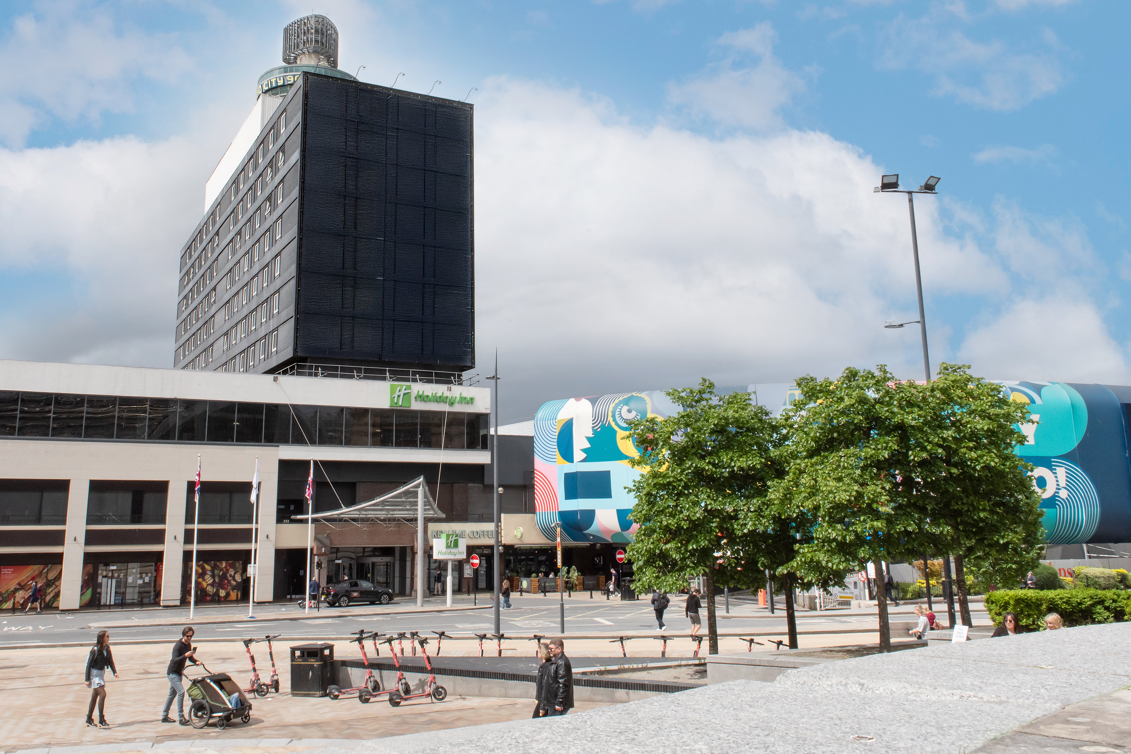 HOLIDAY INN LIVERPOOL 5/50