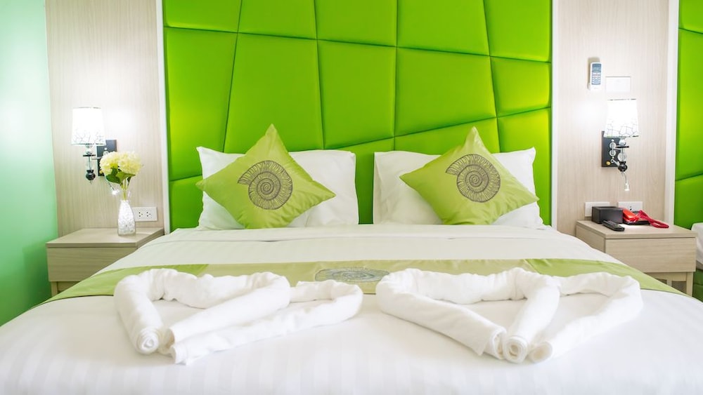 Saint Tropez Beach Resort Hotel 28/74