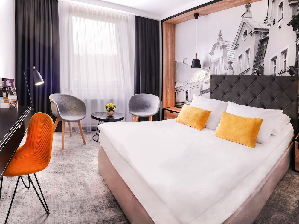 MERCURE JELENIA GORA 16/50